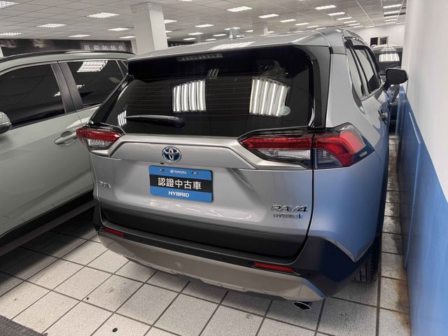 RAV4 2.5 HV  第4張相片