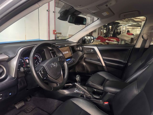 RAV4 2.0  第7張相片
