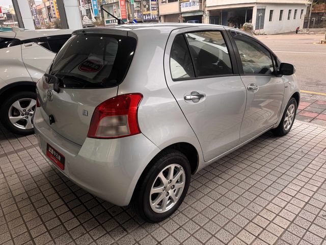 YARIS 1.5  第4張相片