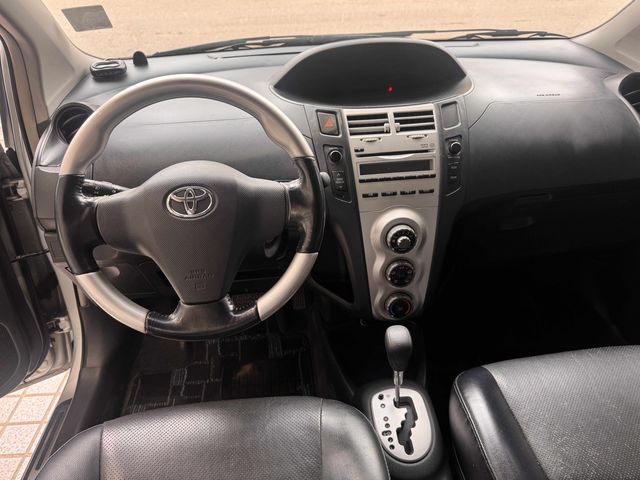 YARIS 1.5  第9張相片