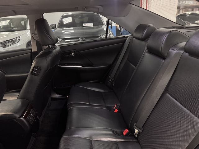 CAMRY 2.5 HV  第8張相片