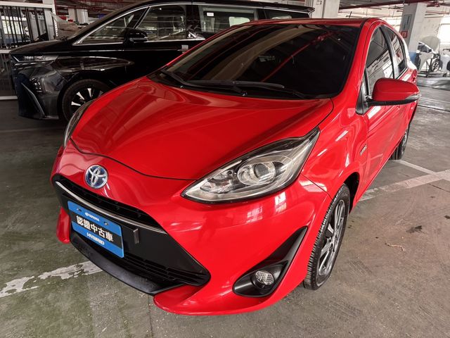 PRIUS C 1.5  第1張相片