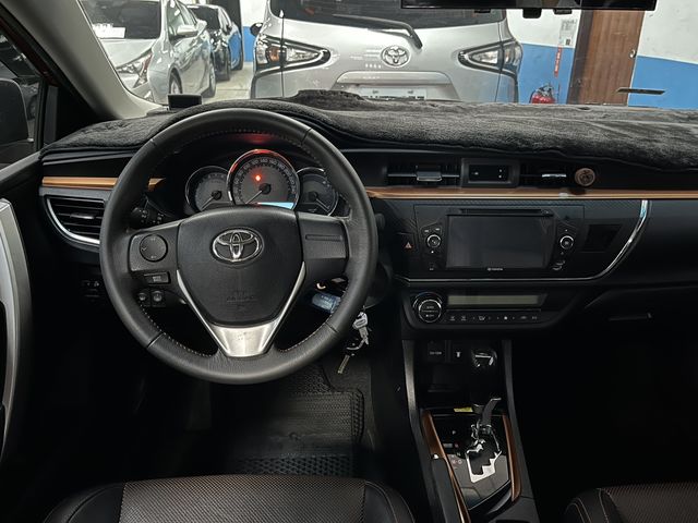 ALTIS 1.8  第5張相片