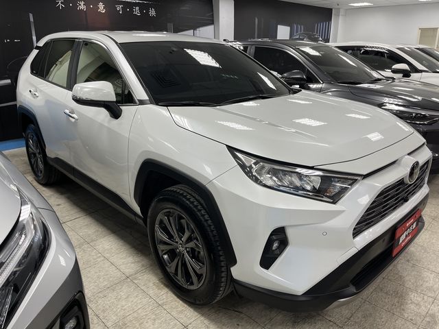 RAV4 2.0  第4張相片