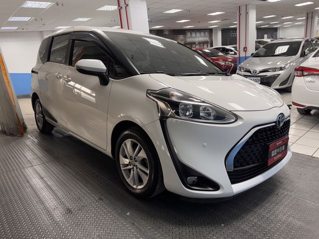 SIENTA 1.8  第2張相片