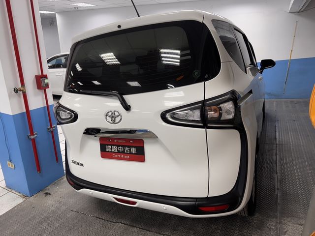 SIENTA 1.8  第4張相片