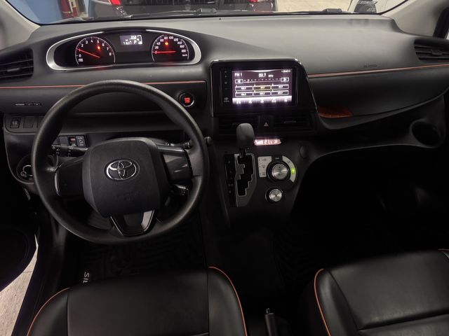 SIENTA 1.8  第9張相片