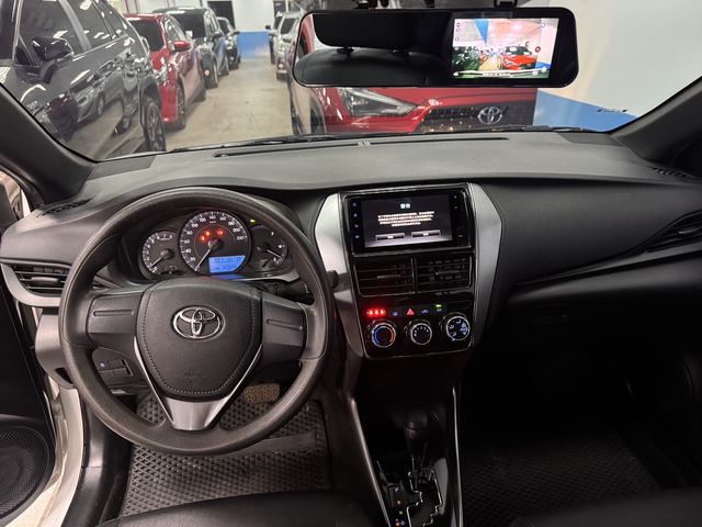 YARIS 1.5  第9張相片