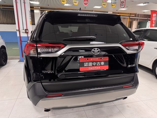 RAV4 2.0  第5張相片