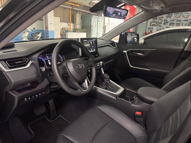 RAV4 2.0  第7張相片