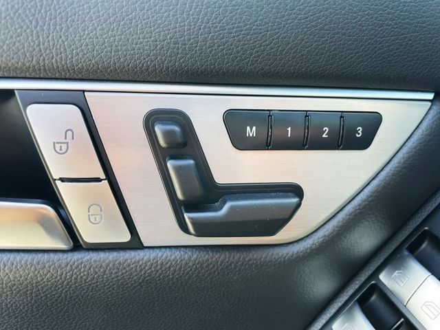 誠宏嚴選2012年C250 1.8cc 原版件 電動記憶椅/電熱椅/電動天窗/雙區恆溫空調/HK環繞音響  第11張相片