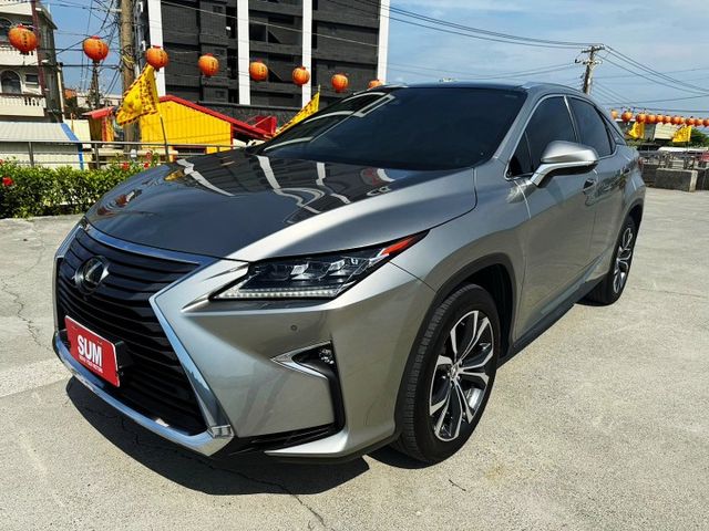 誠宏嚴選2017年RX200T 2.0cc 旗艦版 電動椅/天窗/ABS/TCS防滑/盲點  第1張相片