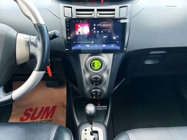 誠宏嚴選2012年Yaris 1.5cc 跑少 里程保證 有安卓機/恆溫空調  第11張相片