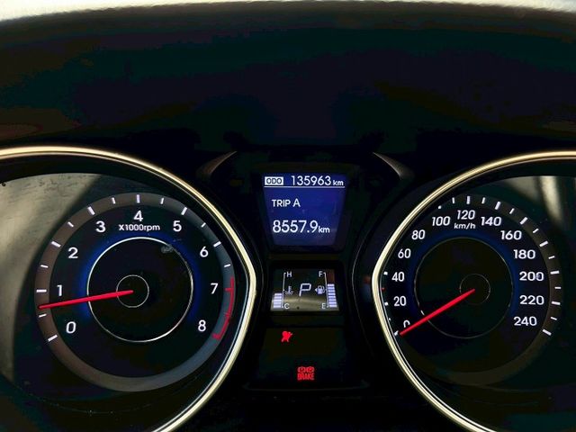 誠宏嚴選2012年Elantra 1.8cc 旗艦版 改裝大包/安卓機/重低音喇叭/燒鈦手工管/前後燈/MS鋁圈  第8張相片
