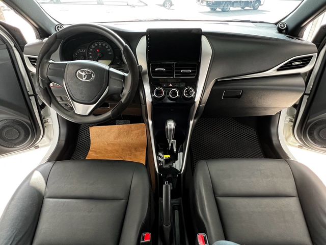 YARIS 1.5  第7張相片