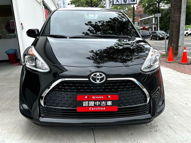 SIENTA 1.8  第2張相片
