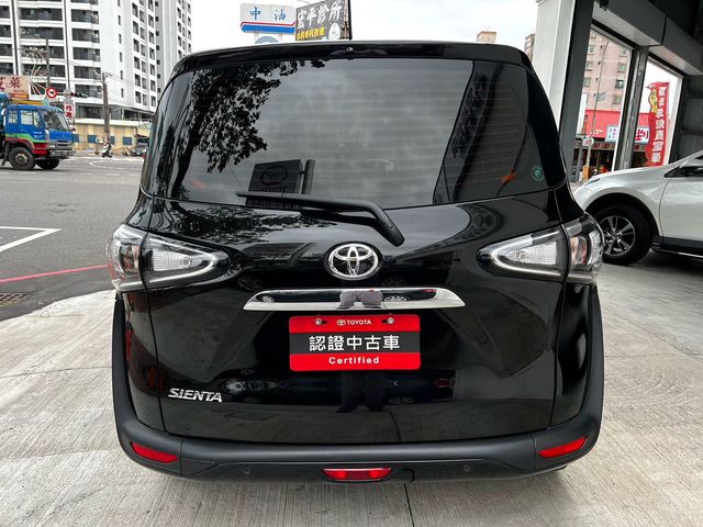SIENTA 1.8  第6張相片