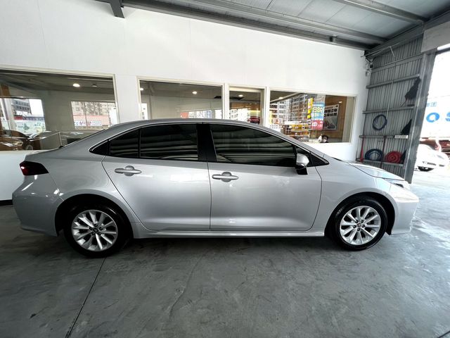 ALTIS 1.8  第4張相片