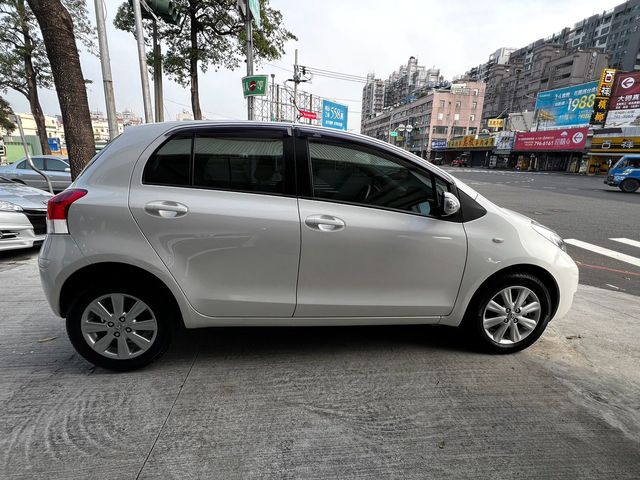 YARIS 1.5  第4張相片