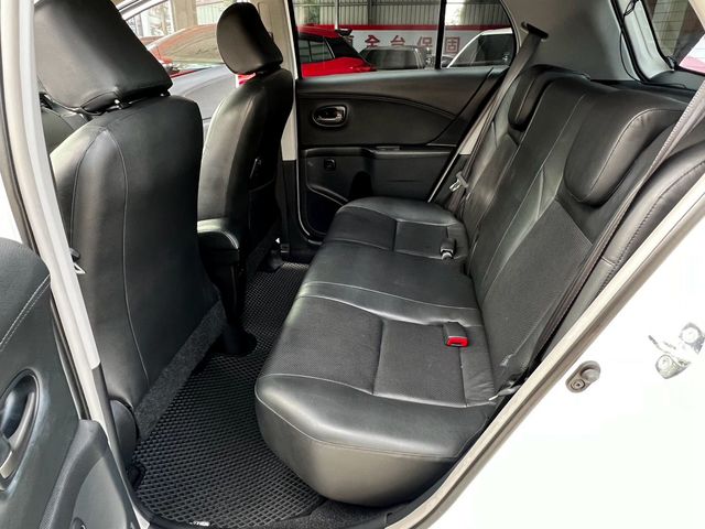 YARIS 1.5  第9張相片