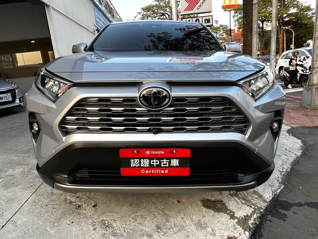 RAV4 2.0  第2張相片