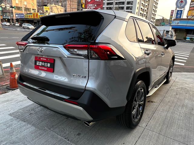 RAV4 2.0  第5張相片