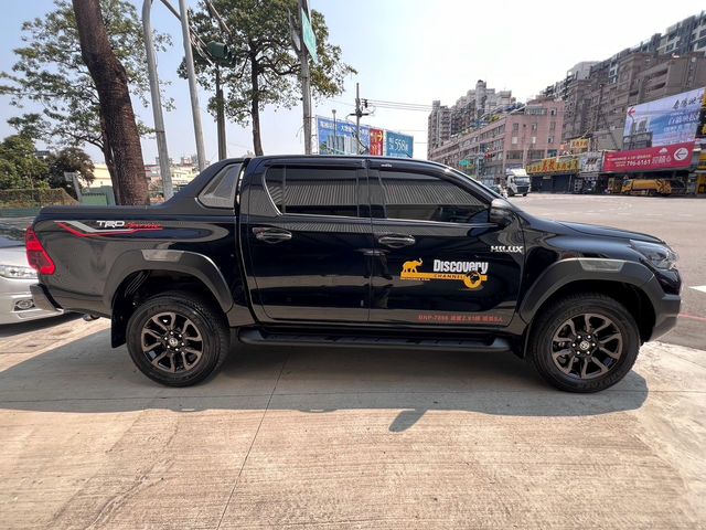 HILUX  第4張相片