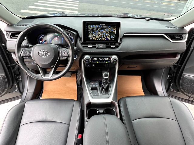 RAV4 2.5 HV  第7張相片