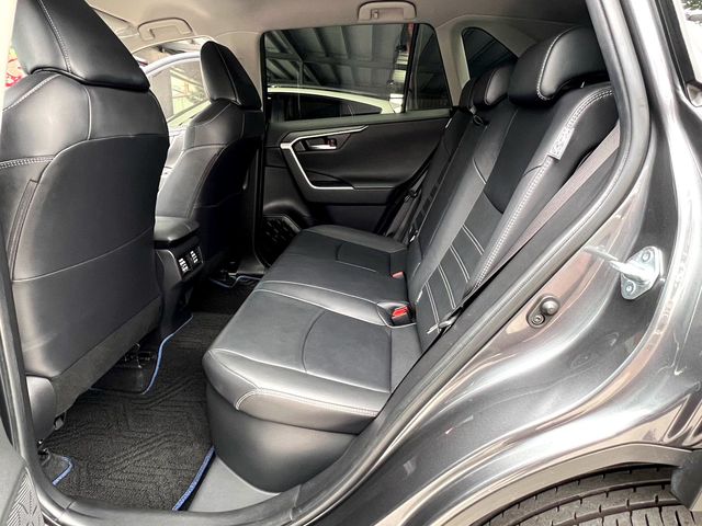 RAV4 2.5 HV  第9張相片