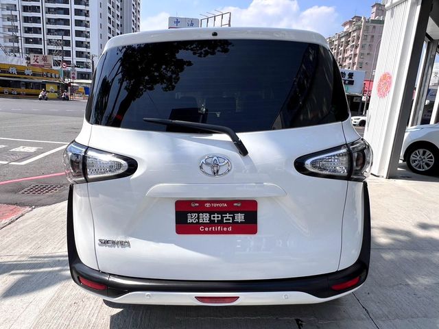 SIENTA 1.8  第6張相片