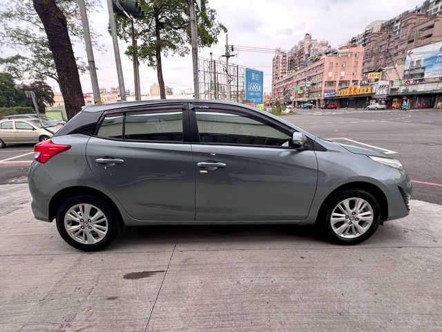 YARIS 1.5  第4張相片