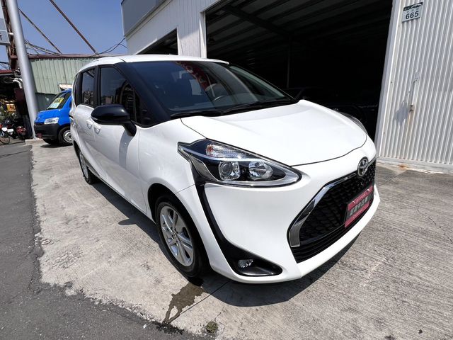 SIENTA 1.8  第3張相片