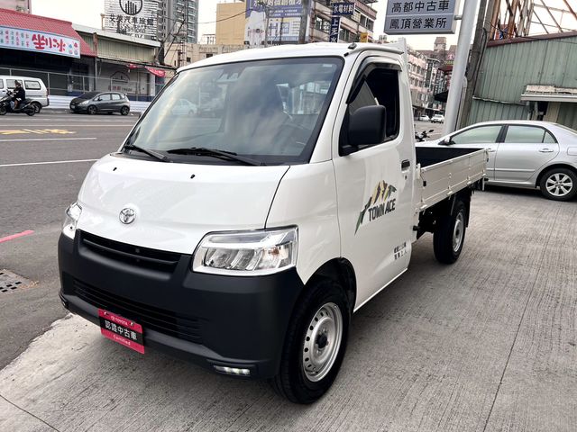 TOWN ACE 1.5  第1張相片