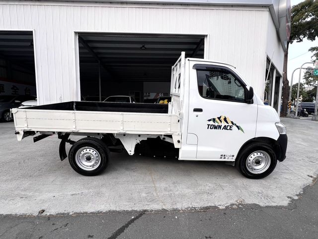 TOWN ACE 1.5  第4張相片