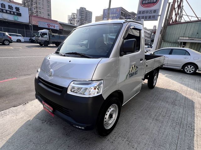 TOWN ACE 1.5  第1張相片