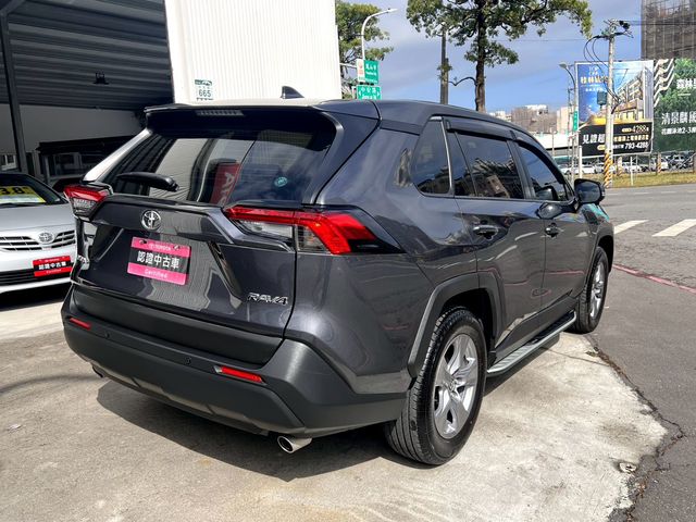 RAV4 2.0  第5張相片