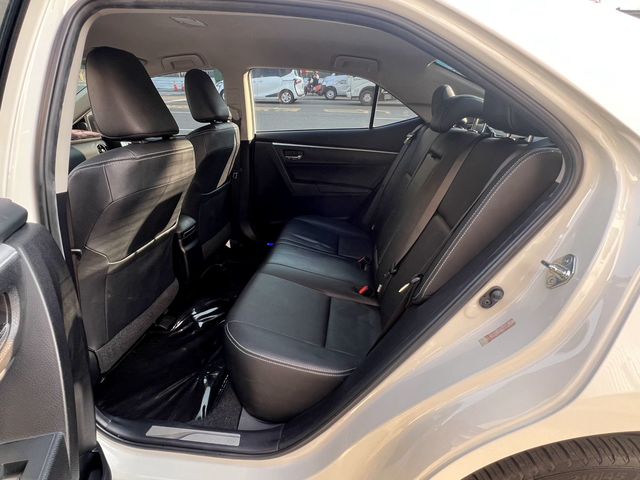 ALTIS 1.8  第9張相片