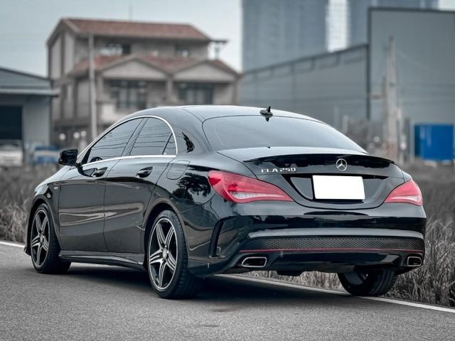 Mercedes-Benz/賓士 CLA250  第5張相片