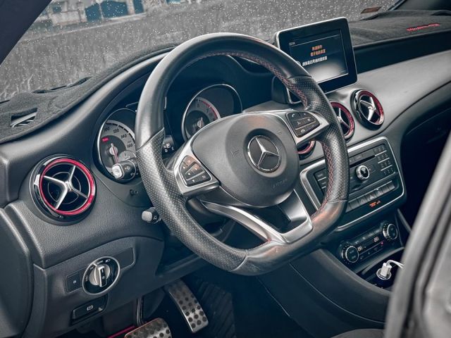 Mercedes-Benz/賓士 CLA250  第6張相片