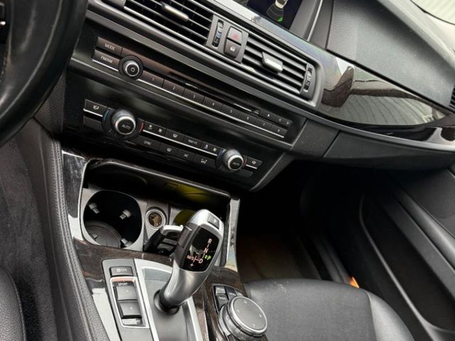 BMW/ 寶馬 520i  第1張相片