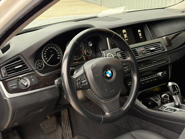 BMW/ 寶馬 520i  第9張相片