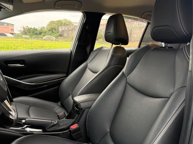 Toyota ALTIS  第10張相片