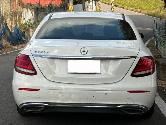 Mercedes-Benz/賓士 E-CLASS  第6張相片
