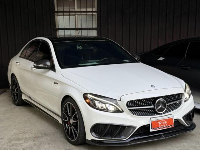 Mercedes-Benz/賓士 C400  第1張相片