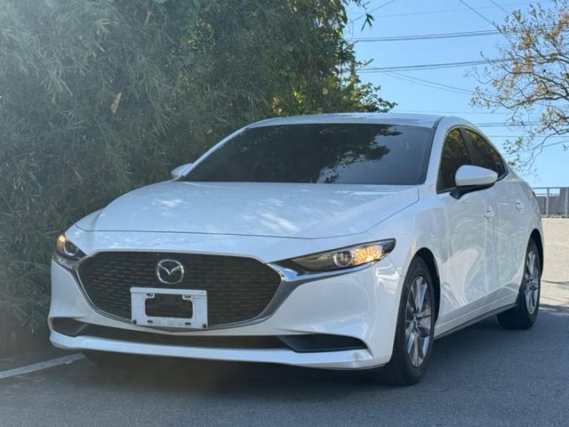 Mazda Mazda3  第2張相片
