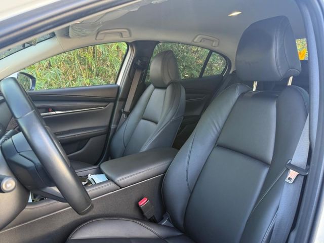 Mazda Mazda3  第7張相片