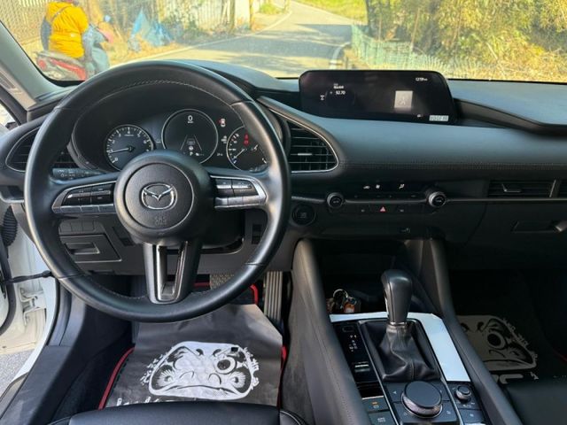 Mazda Mazda3  第9張相片