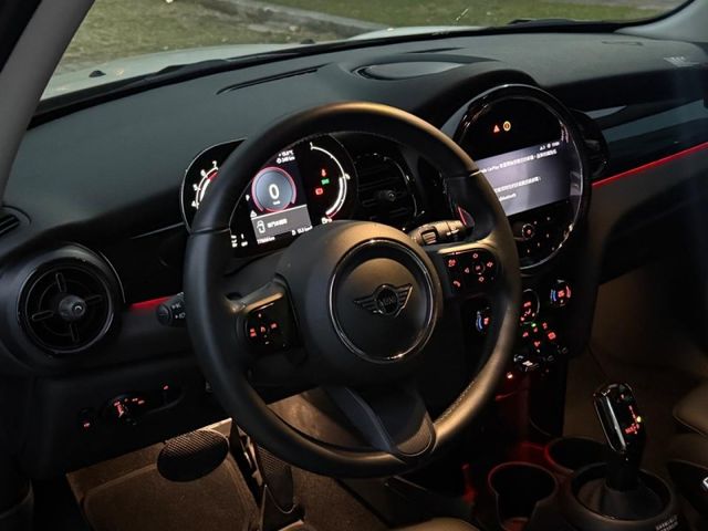 MINI Coupe  第6張相片