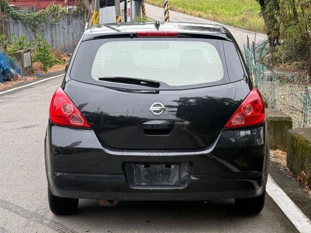 Nissan Tiida  第5張相片