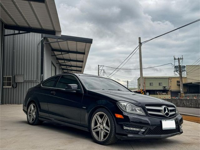 Mercedes-Benz/賓士 C250  第2張相片